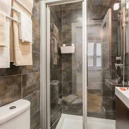 Whome Hidden Gem In Alfama Perfect To Explore * ליסבון